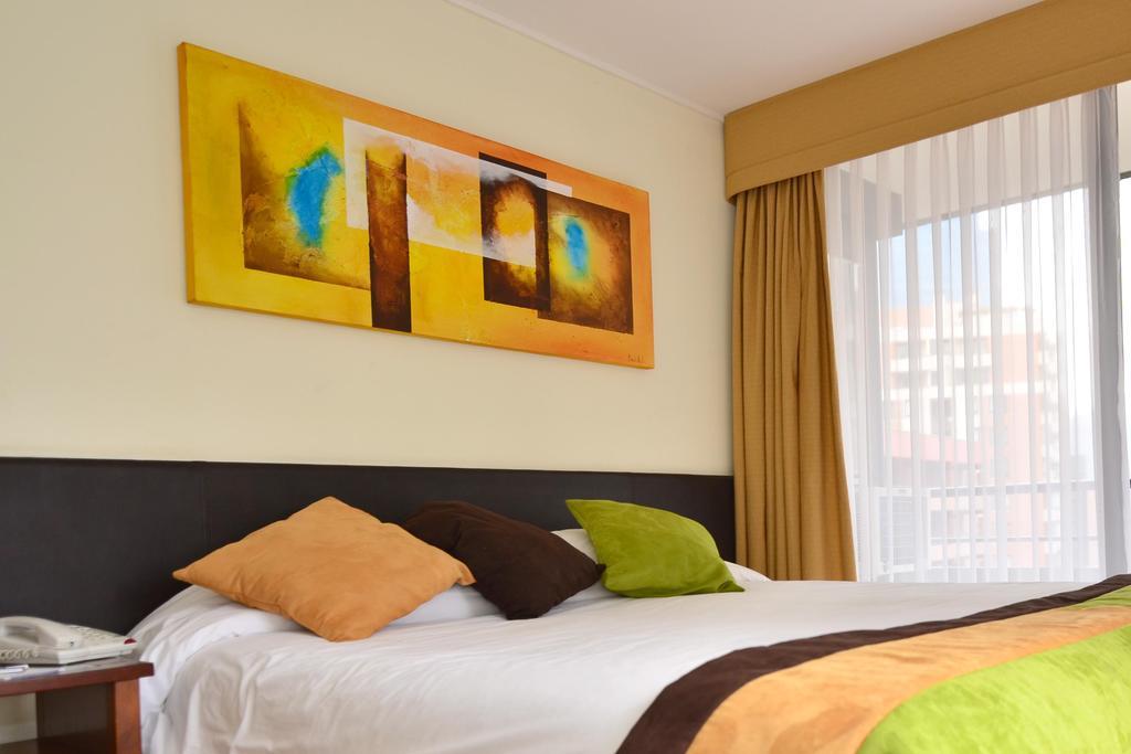 Rent A Home Bosque Norte サンティアゴ エクステリア 写真